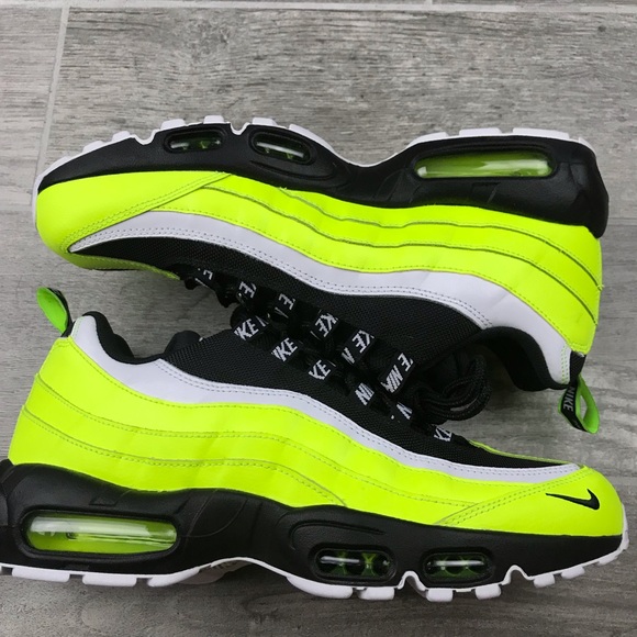 Nike Air Max 95 Premium Men's Shoes 9.5 Volt Glow - Picture 3 of 8